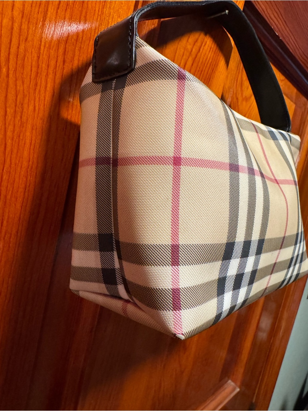 Burberry Beige Plaid Mini Shoulder Bag with Black Handle - Picture 5 of 9